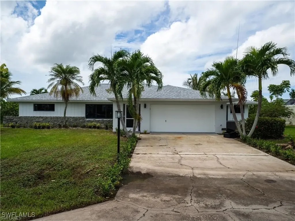 2153 Channel Way W North Fort Myers FL 33917