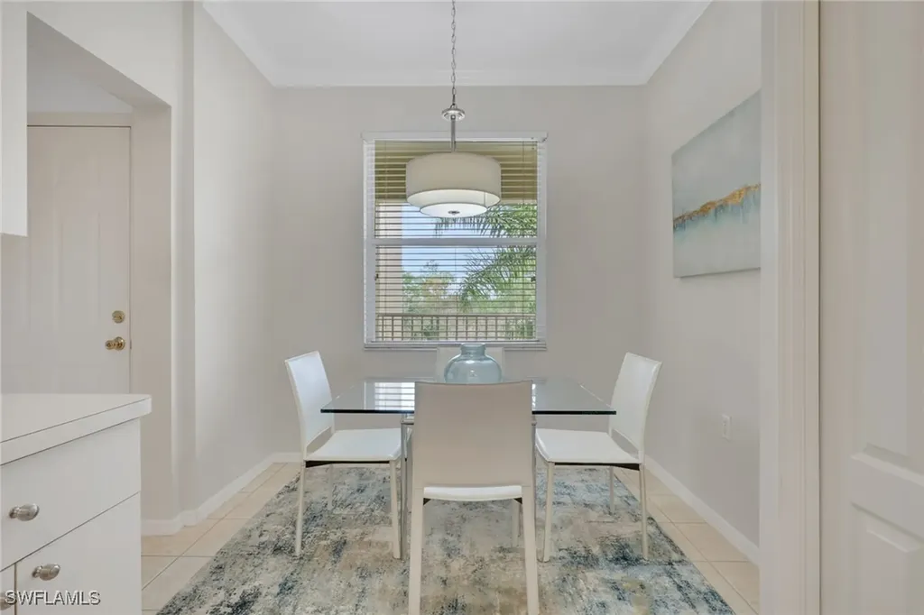 3760 Sawgrass Way Naples FL 34112