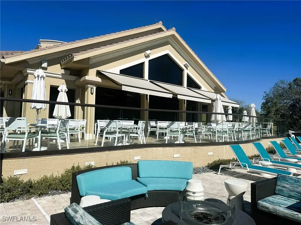 3760 Sawgrass Way Naples FL 34112