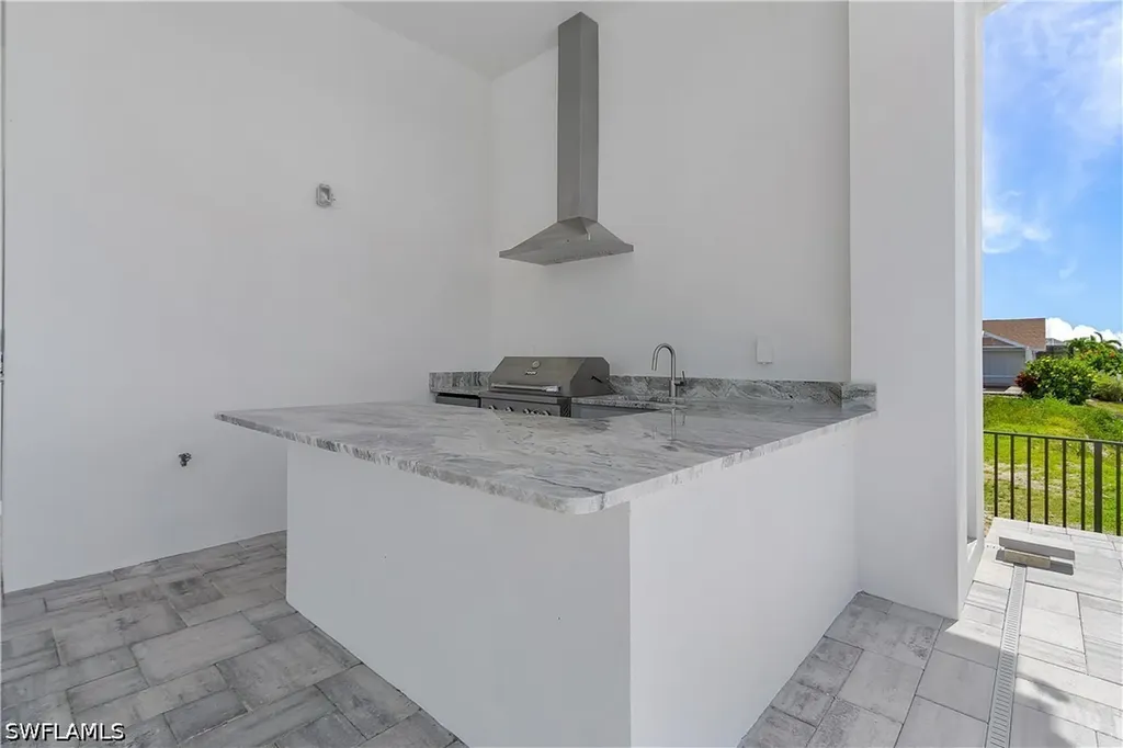 4240 NW 33rd Lane Cape Coral FL 33993