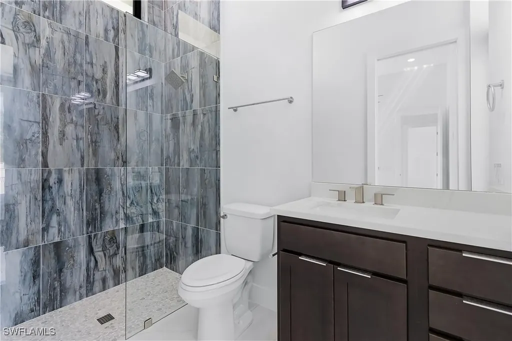 4240 NW 33rd Lane Cape Coral FL 33993