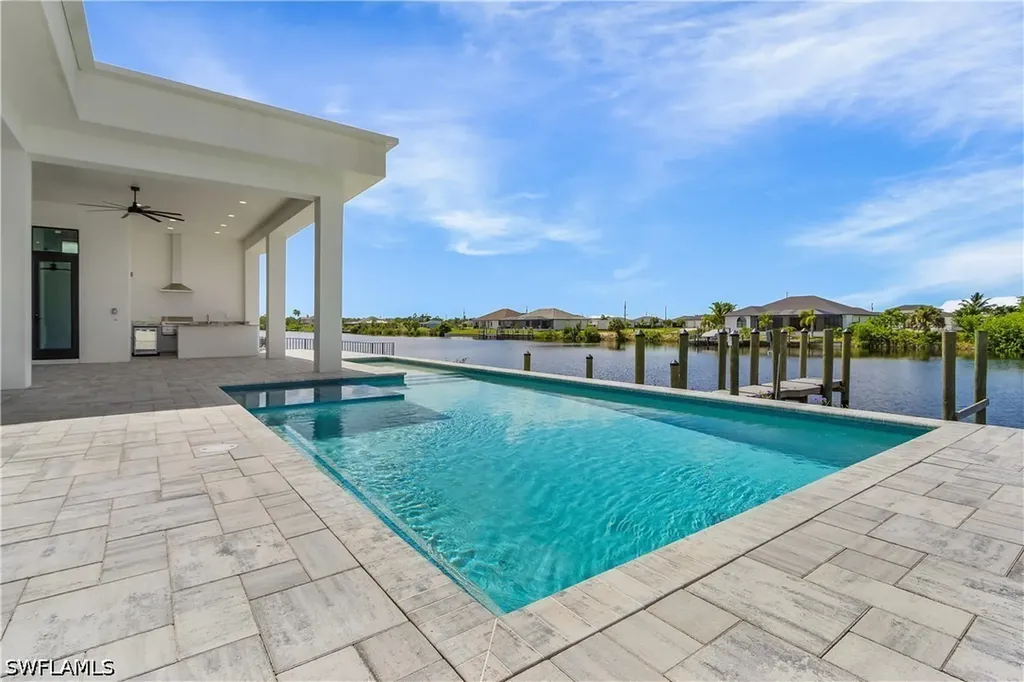 4240 NW 33rd Lane Cape Coral FL 33993