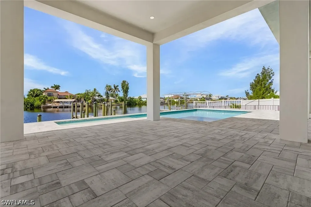4240 NW 33rd Lane Cape Coral FL 33993