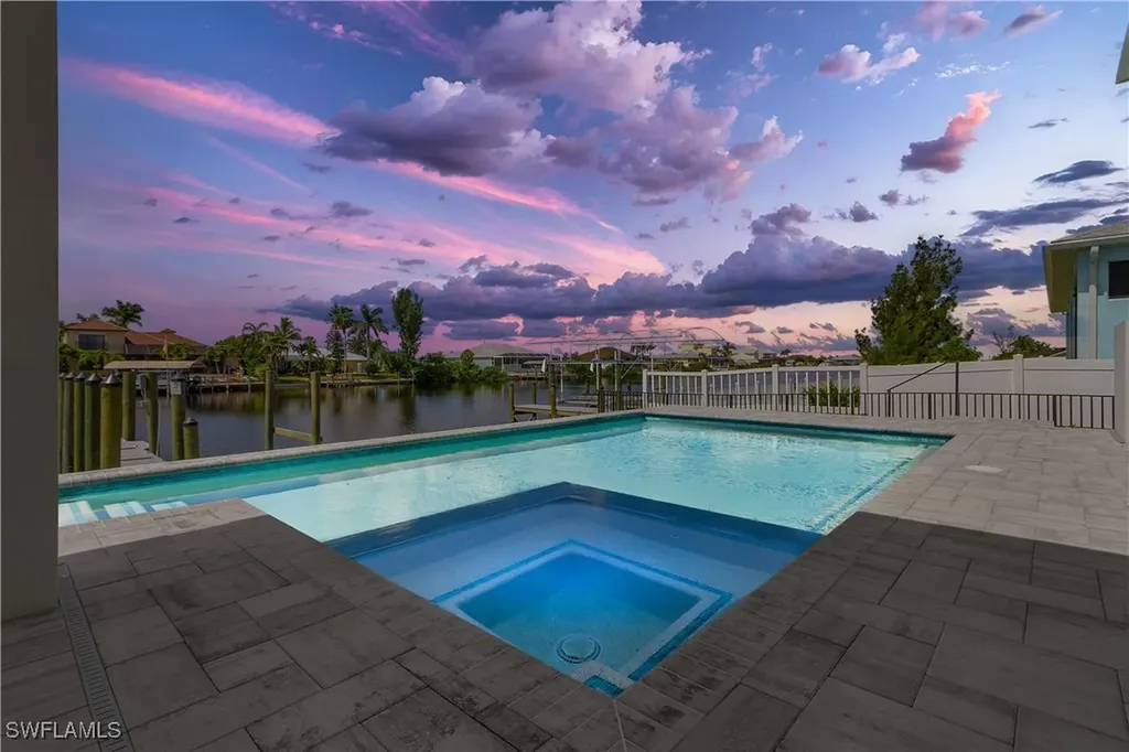 4240 NW 33rd Lane Cape Coral FL 33993