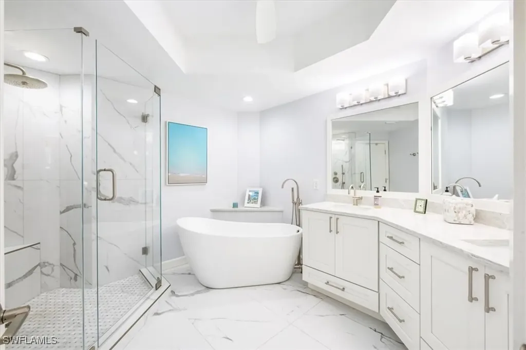 500 L Ambiance Circle Naples FL 34108