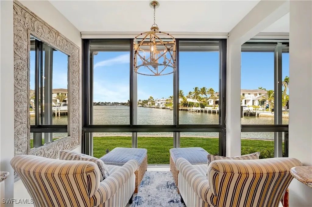 2258 Gulf Shore Boulevard N Naples FL 34102