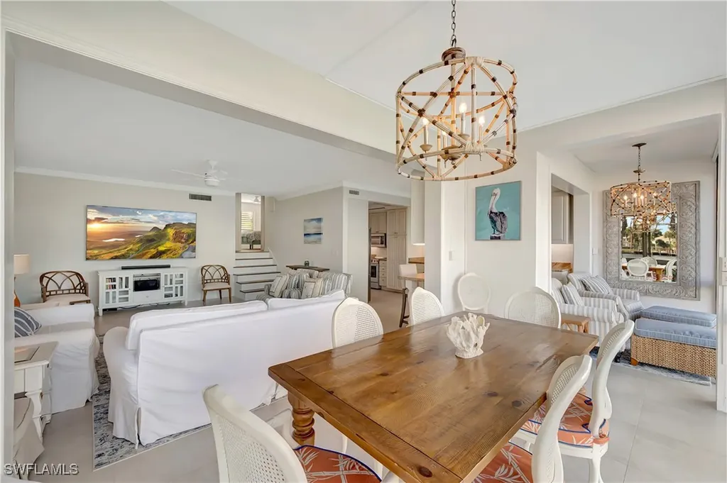 2258 Gulf Shore Boulevard N Naples FL 34102