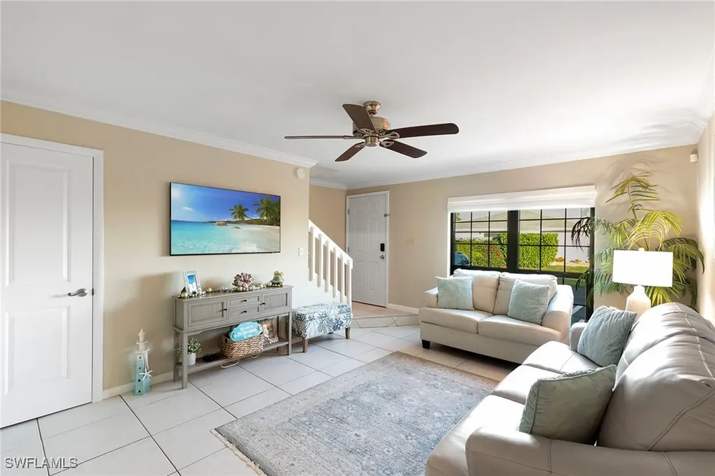 1332 Delbrook N Marco Island FL 34145