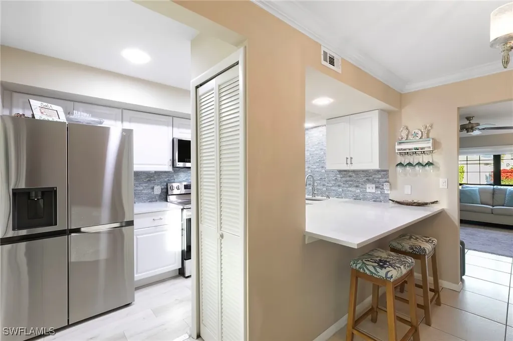 1332 Delbrook N Marco Island FL 34145