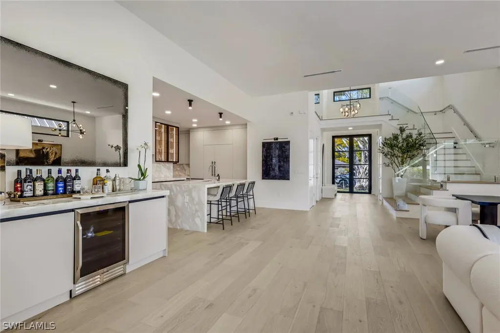 1150 8th Terrace N Naples FL 34102
