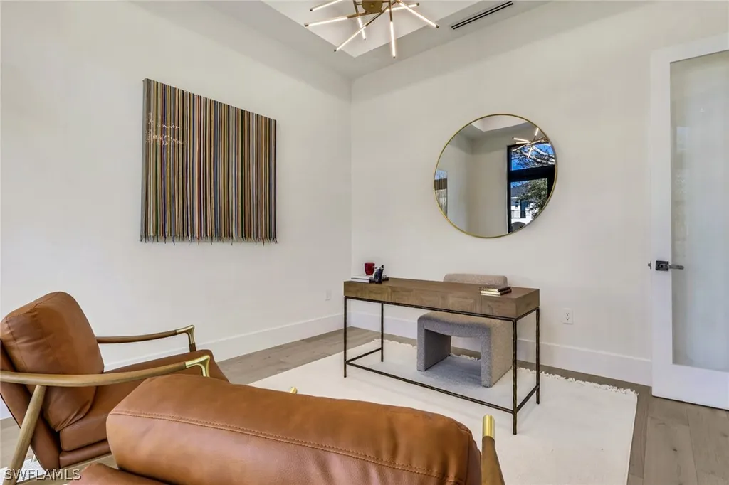1150 8th Terrace N Naples FL 34102