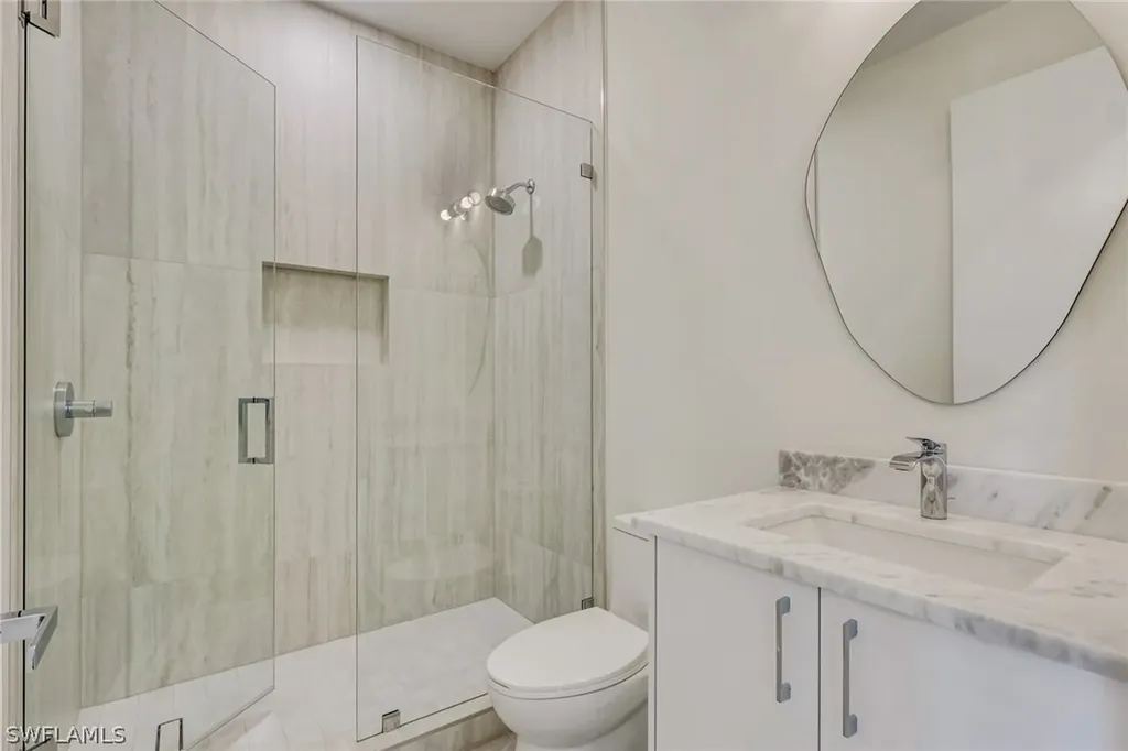 1150 8th Terrace N Naples FL 34102