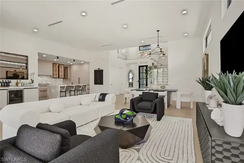 1150 8TH Terrace N Naples FL 34102