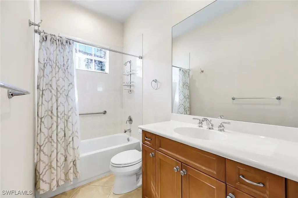 4963 Rustic Oaks Circle Naples FL 34105