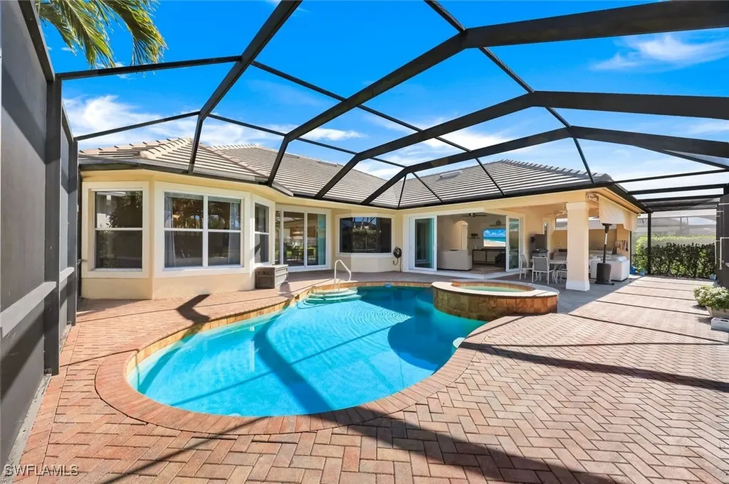 4963 Rustic Oaks Circle Naples FL 34105