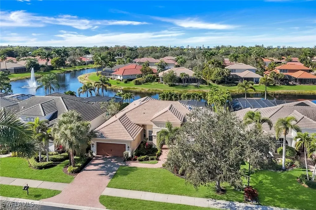 4963 Rustic Oaks Circle Naples FL 34105