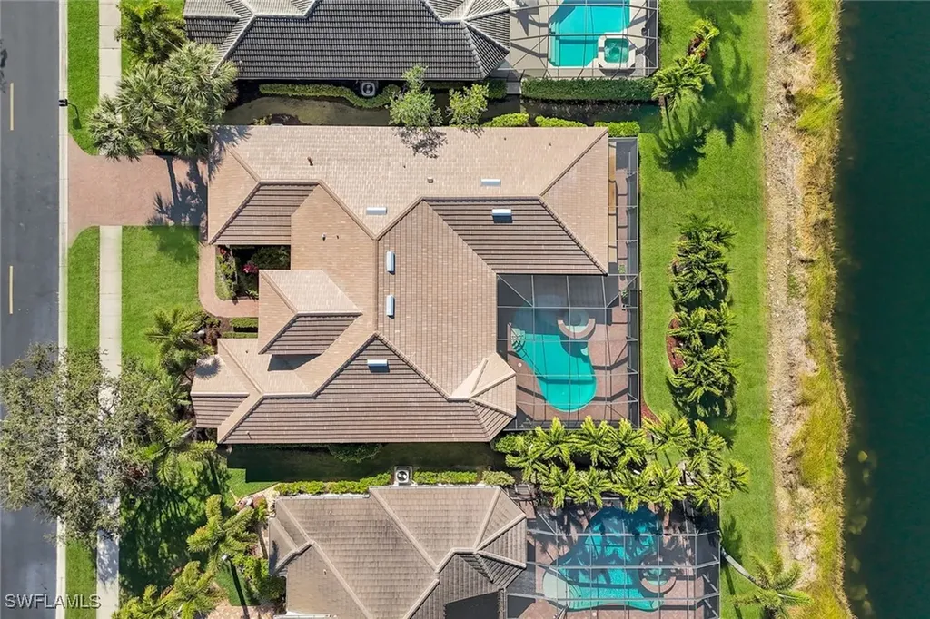 4963 Rustic Oaks Circle Naples FL 34105