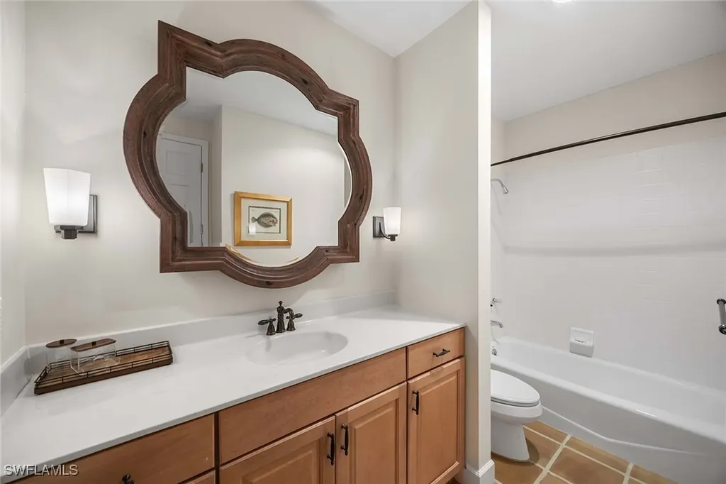 828 Hideaway Circle E Marco Island FL 34145