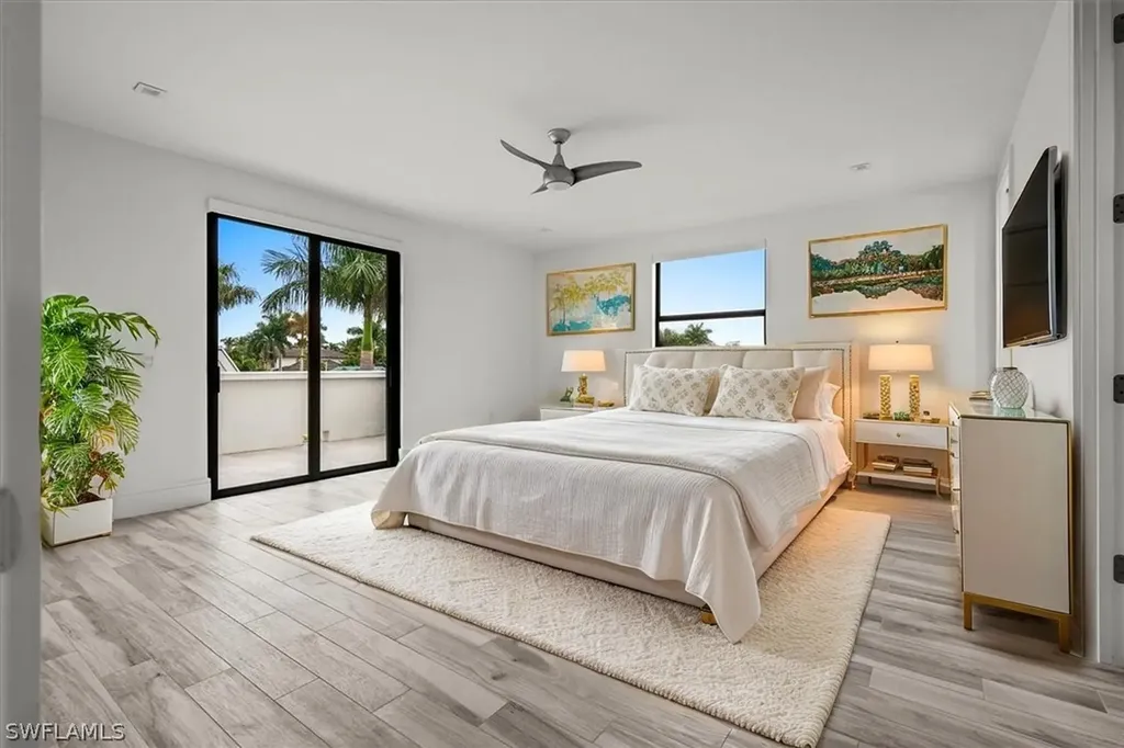 3800 Crayton Road Naples FL 34103