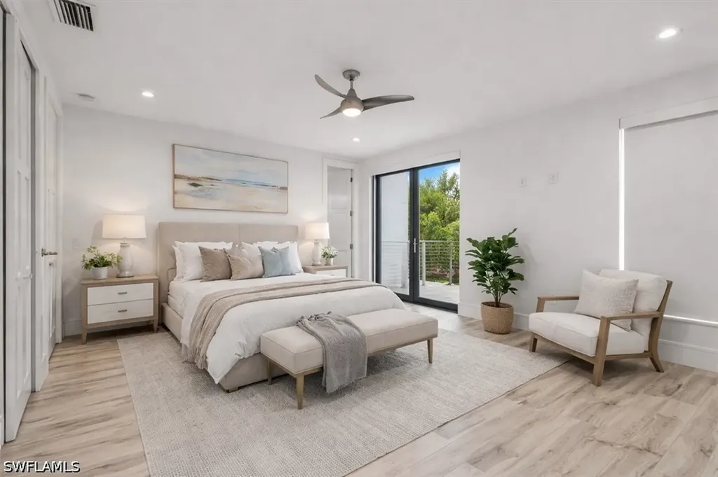3800 Crayton Road Naples FL 34103