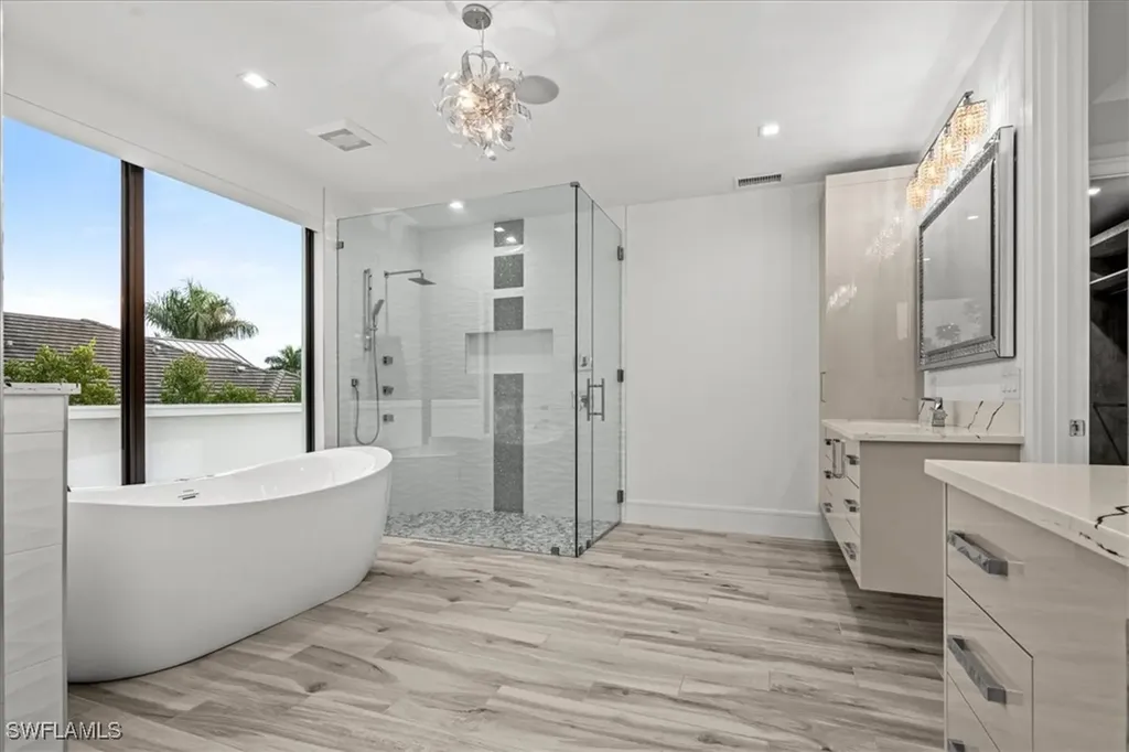 3800 Crayton Road Naples FL 34103