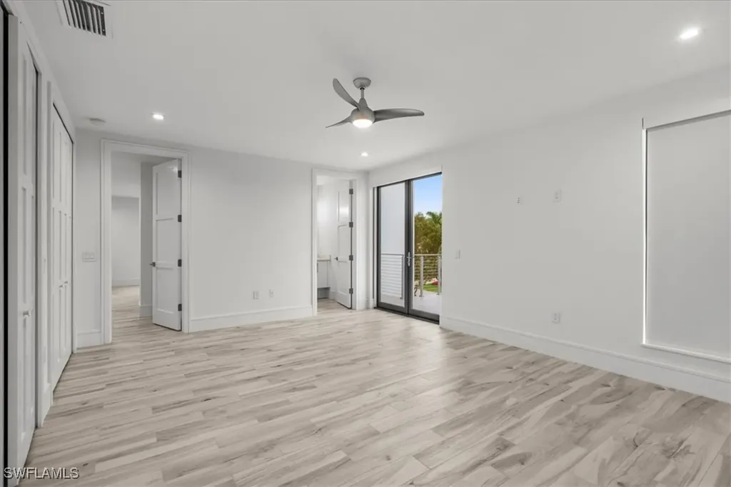 3800 Crayton Road Naples FL 34103