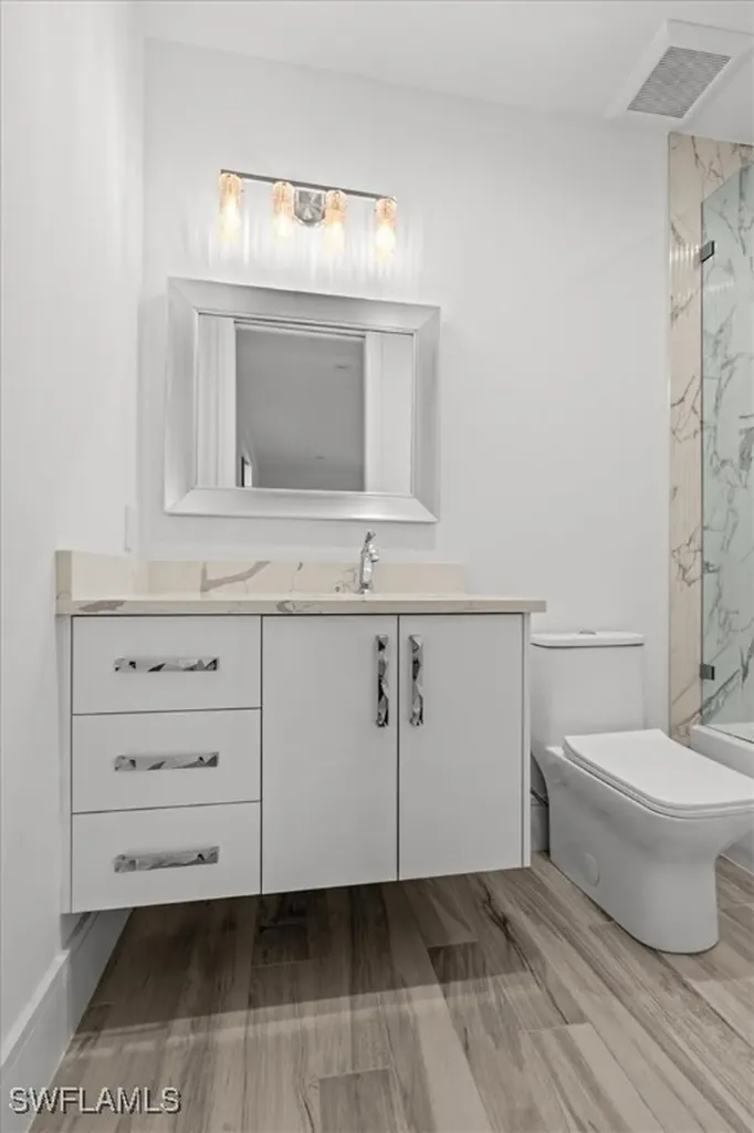 3800 Crayton Road Naples FL 34103