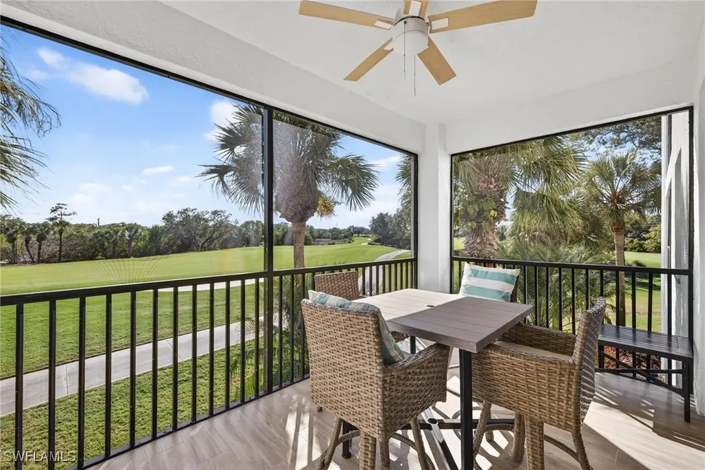 Estero FL, 20820 Hammock Greens Lane, Unit 205