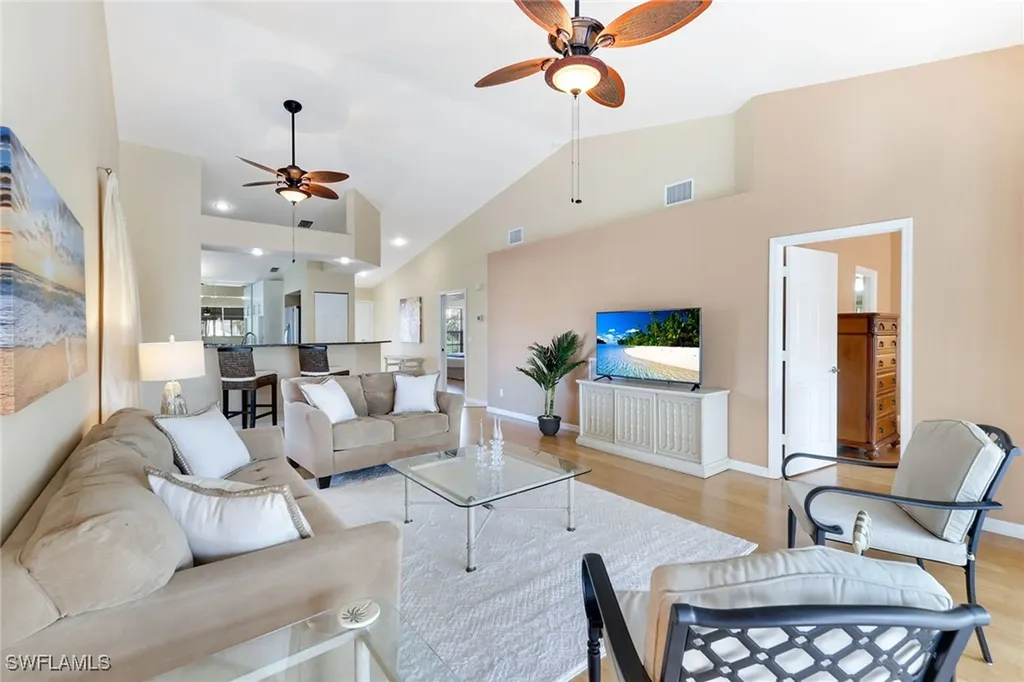 752 Wiggins Lake Drive Naples FL 34110