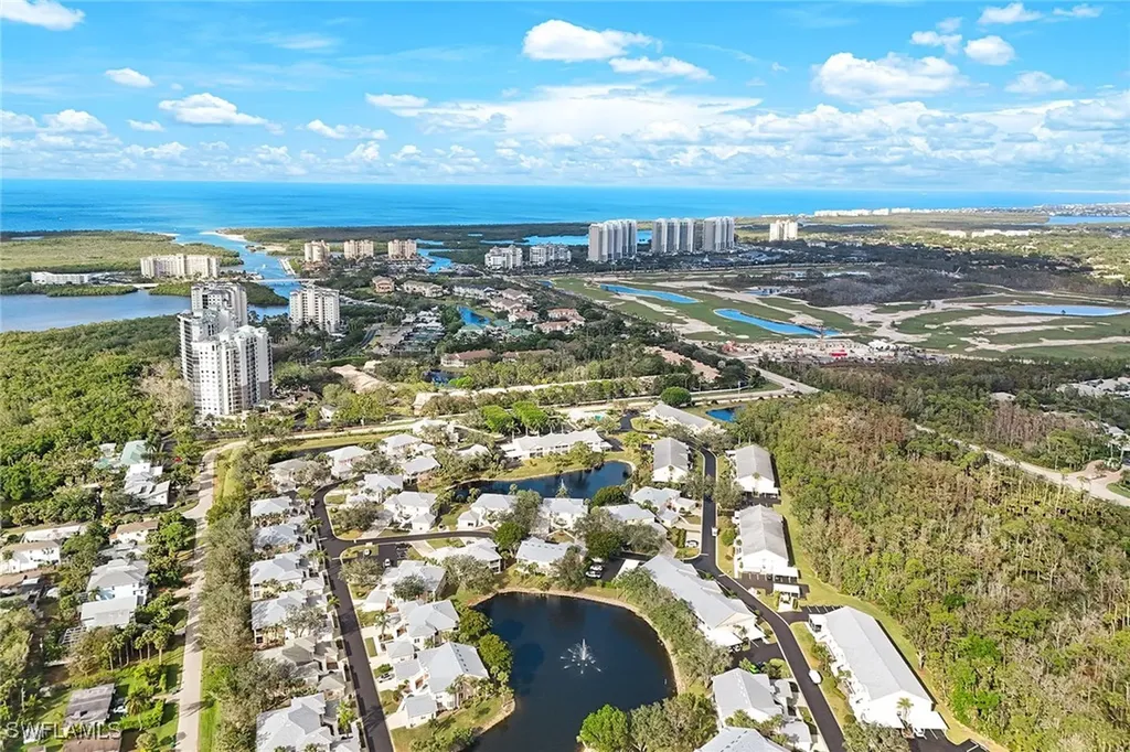 752 Wiggins Lake Drive Naples FL 34110