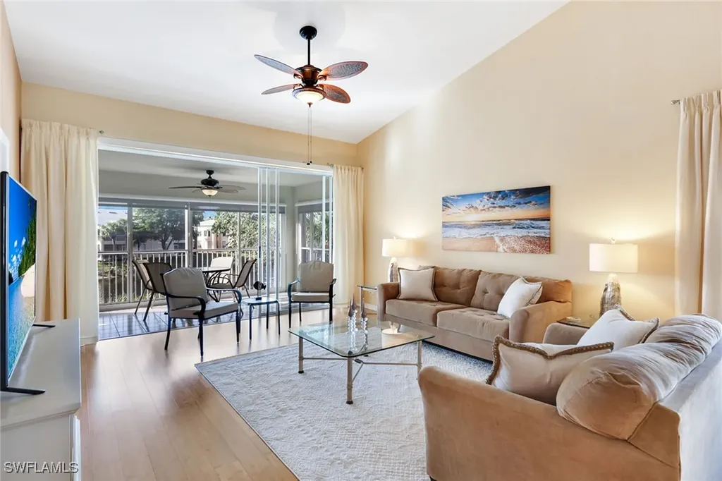 752 Wiggins Lake Drive Naples FL 34110