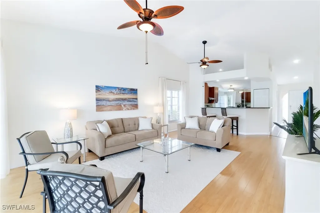 752 Wiggins Lake Drive Naples FL 34110