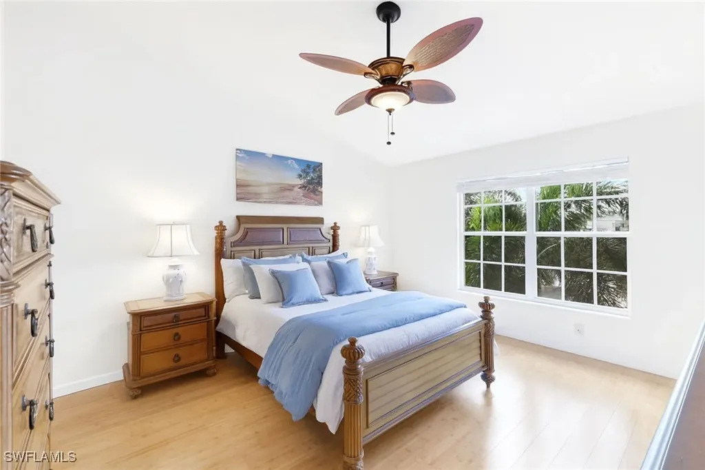 752 Wiggins Lake Drive Naples FL 34110