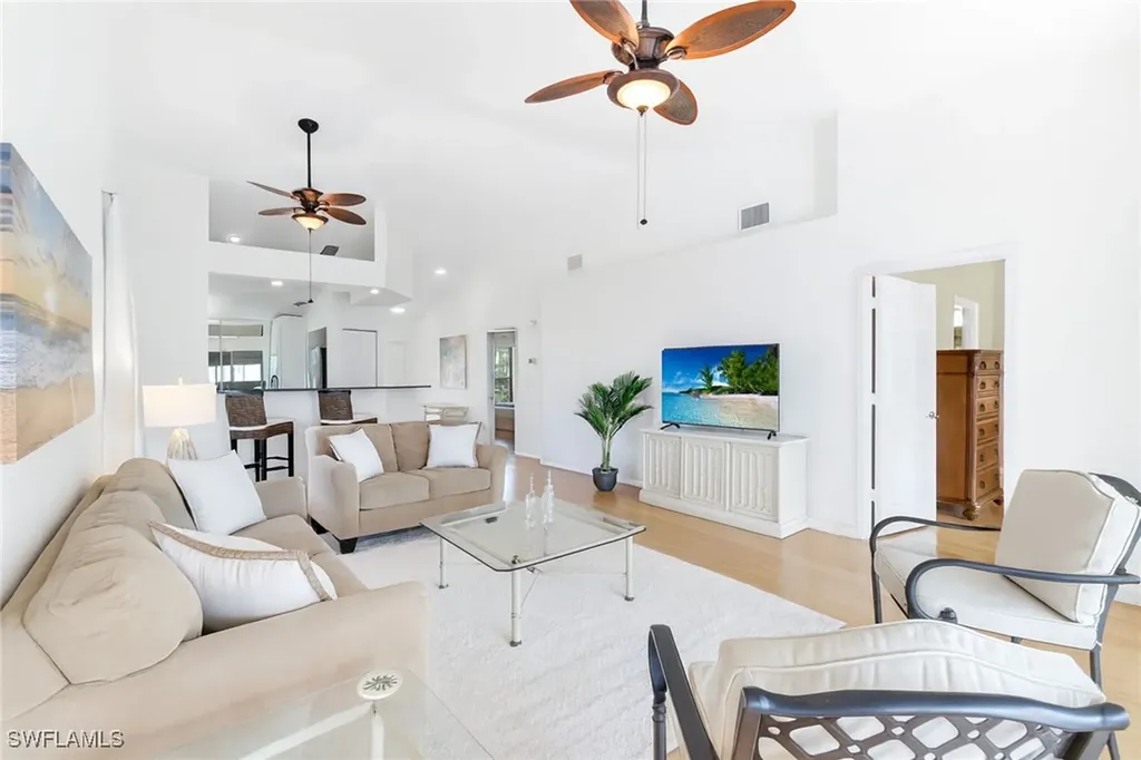 752 Wiggins Lake Drive Naples FL 34110