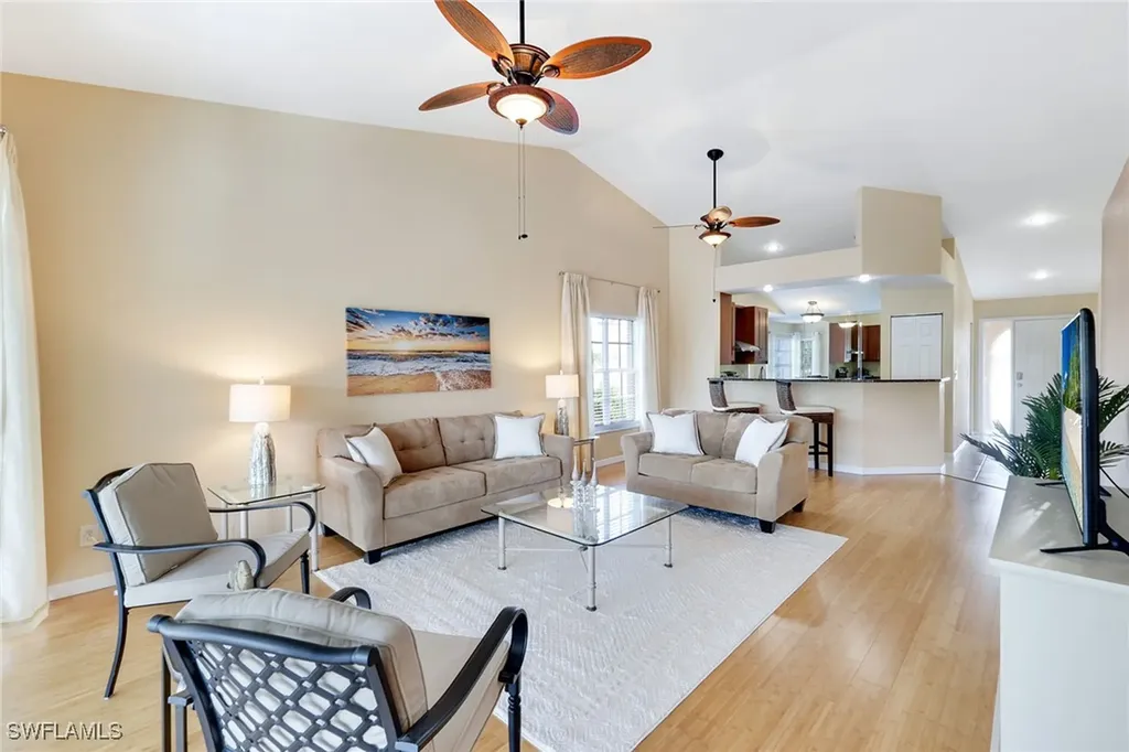 752 Wiggins Lake Drive Naples FL 34110