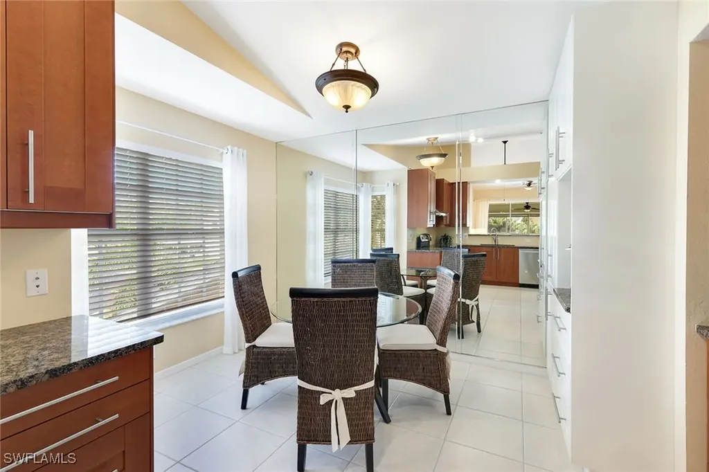 752 Wiggins Lake Drive Naples FL 34110