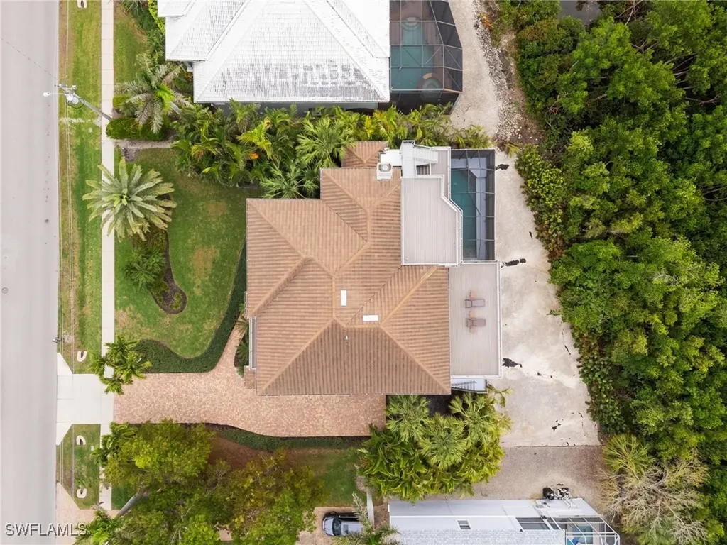 516 Spinnaker Drive Marco Island FL 34145