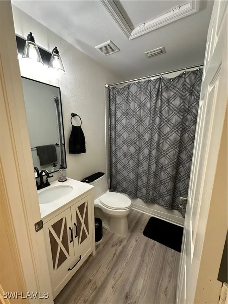 9069 Gervais Circle Naples FL 34120