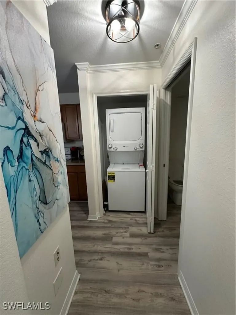 9069 Gervais Circle Naples FL 34120