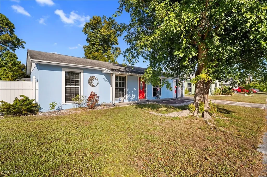 954 Jolly Road North Fort Myers FL 33903