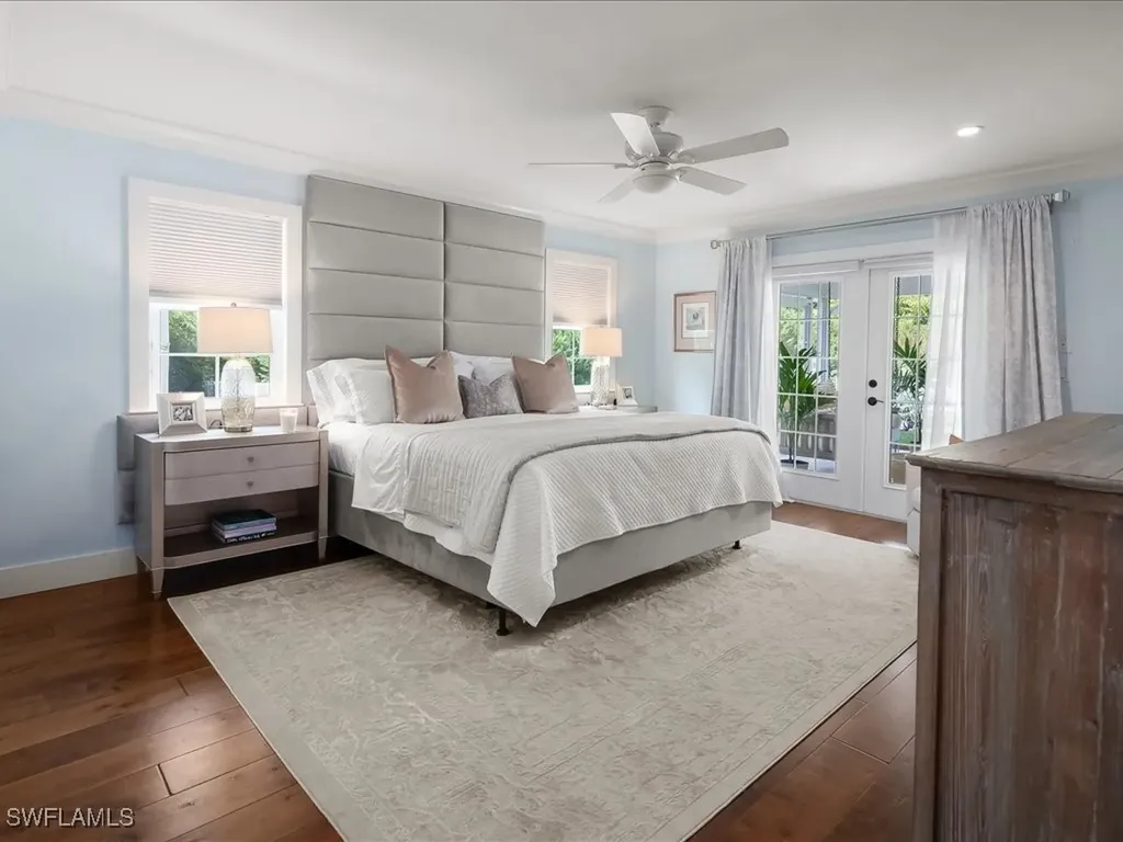 624 Ridge Drive Naples FL 34108