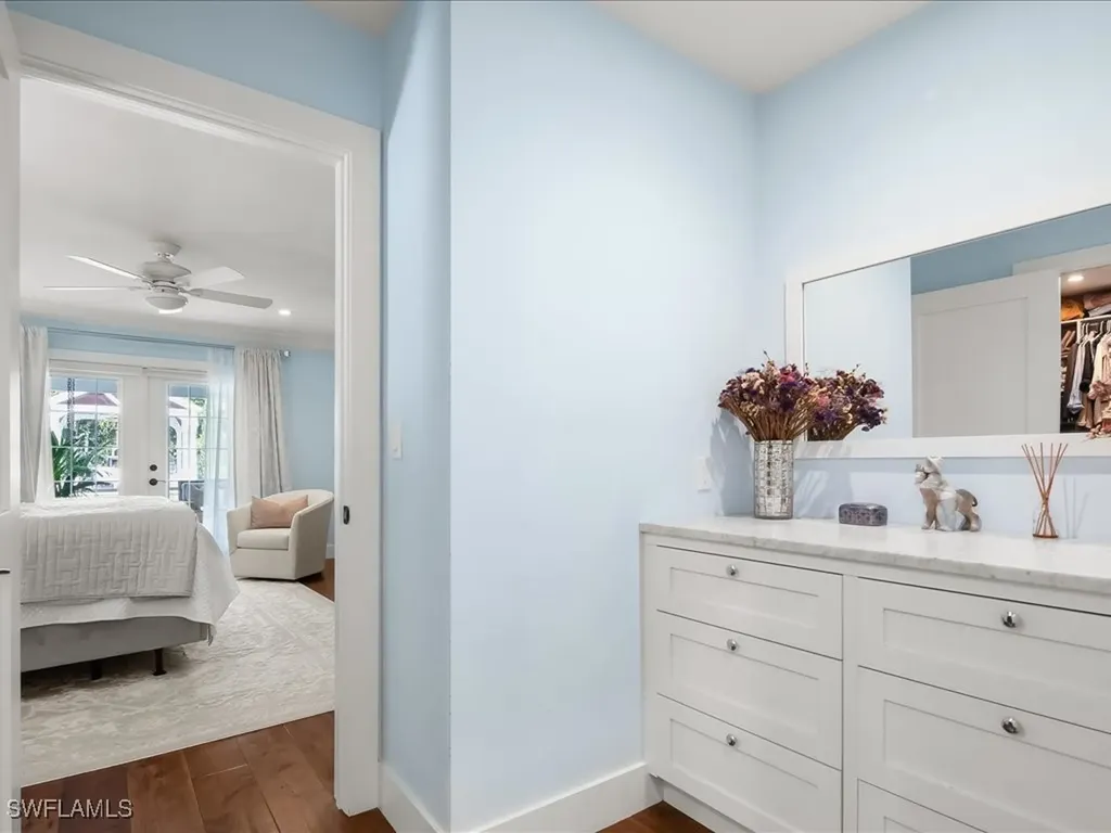 624 Ridge Drive Naples FL 34108