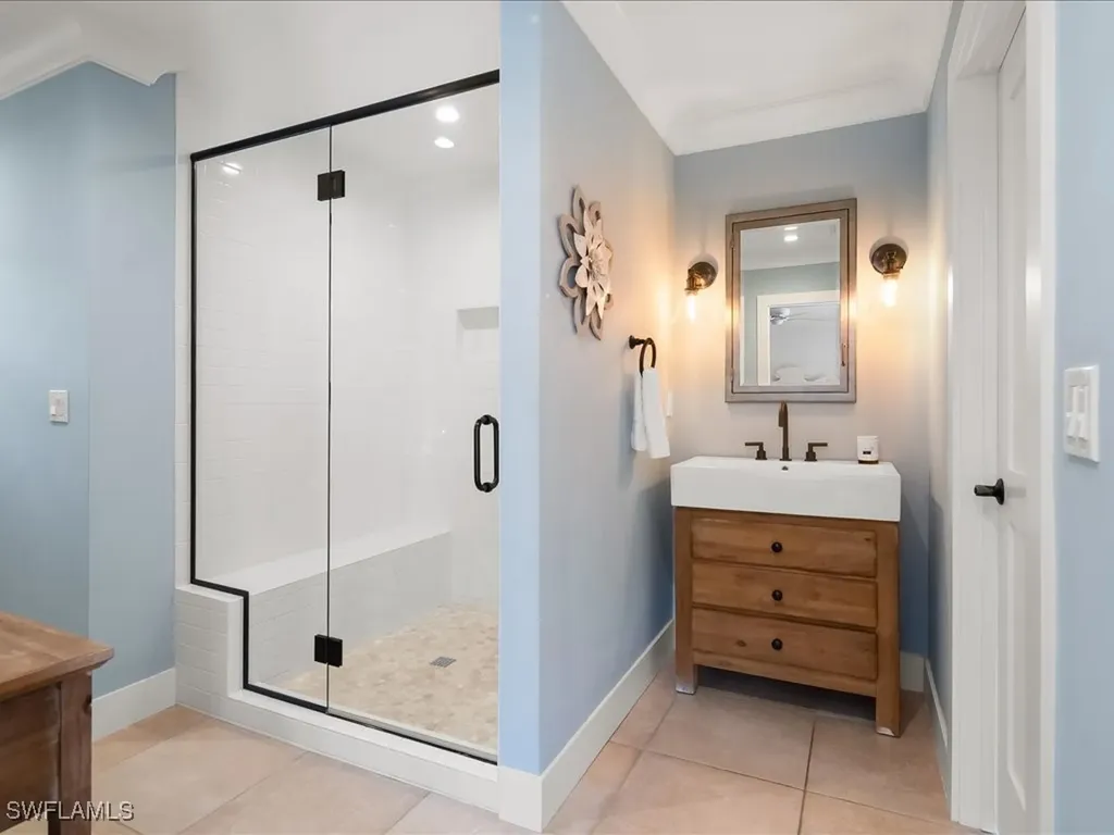 624 Ridge Drive Naples FL 34108