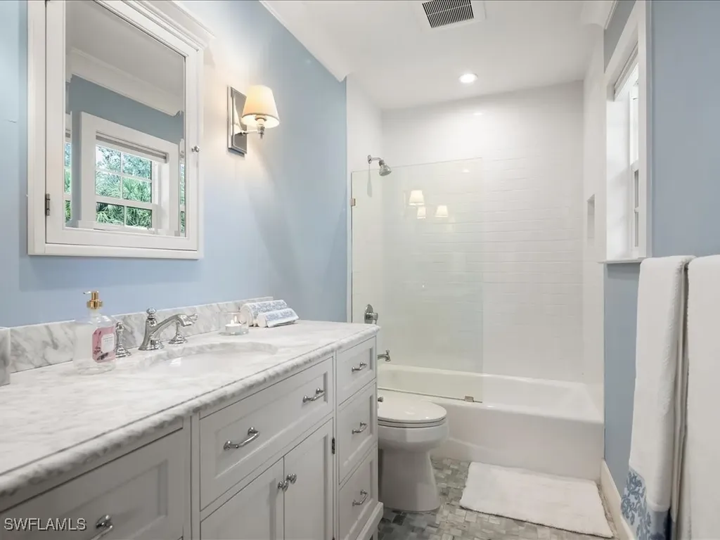 624 Ridge Drive Naples FL 34108