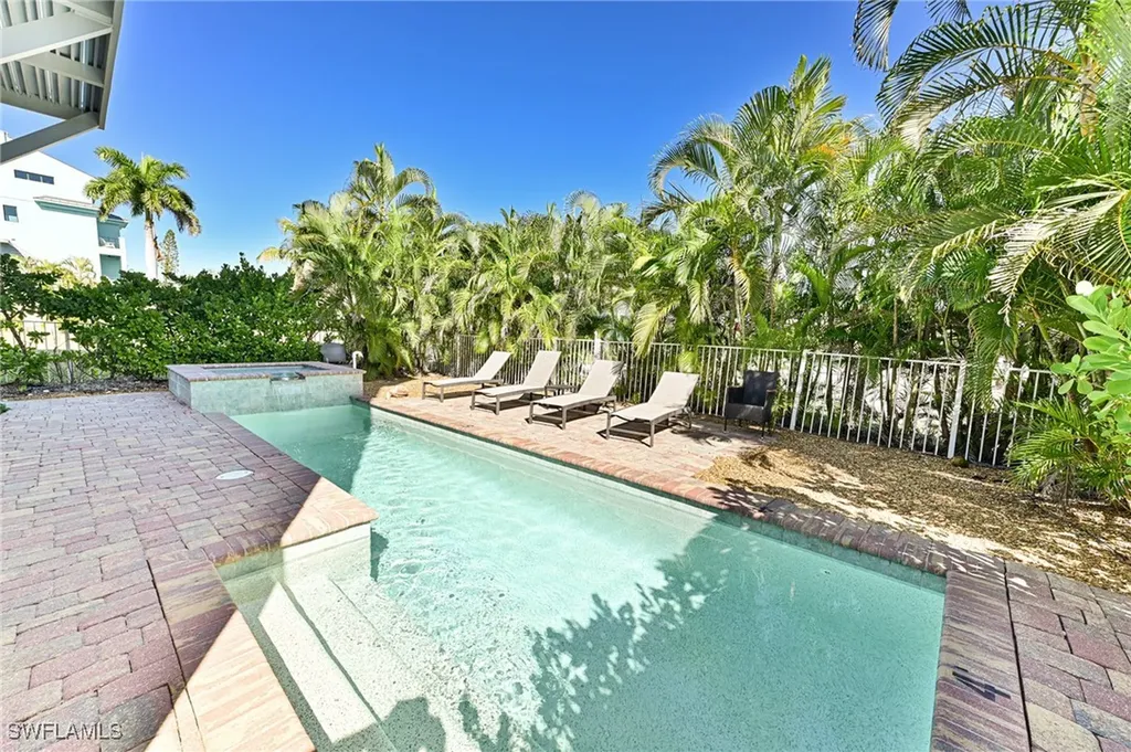 26515 Hickory Boulevard Bonita Springs FL 34134