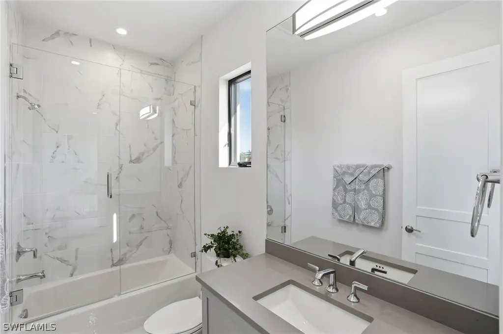19086 Via Messina Way Miromar Lakes FL 33913