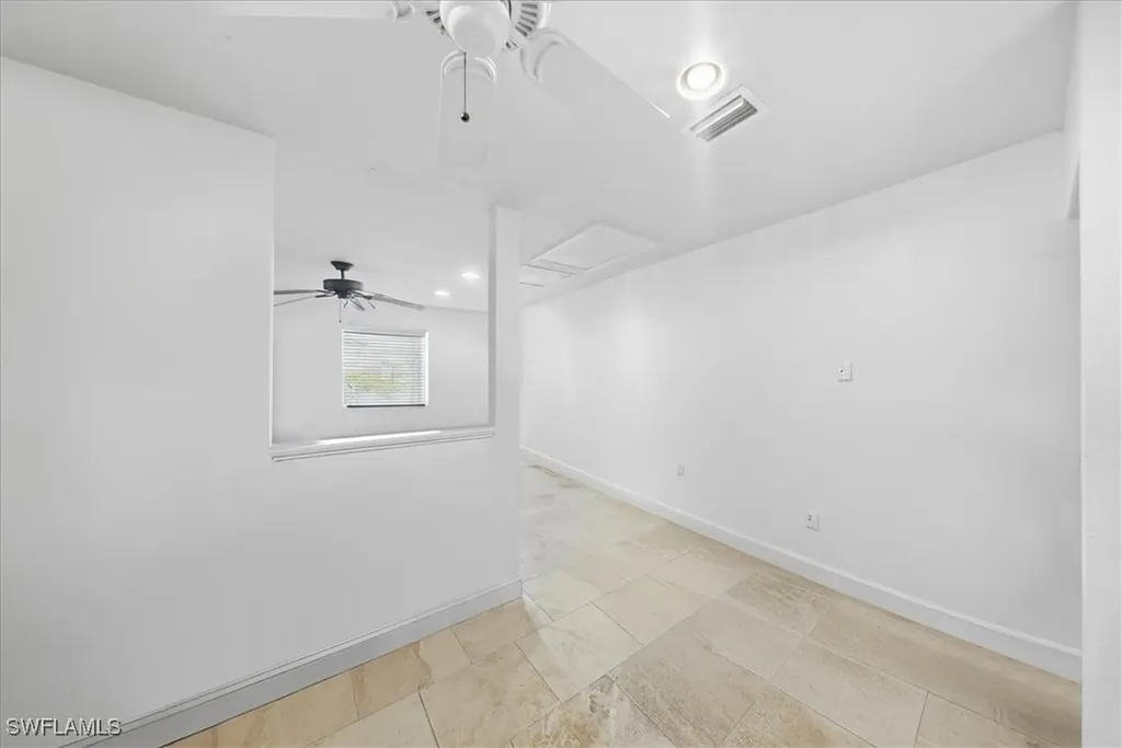2463 Washington Avenue Naples FL 34112