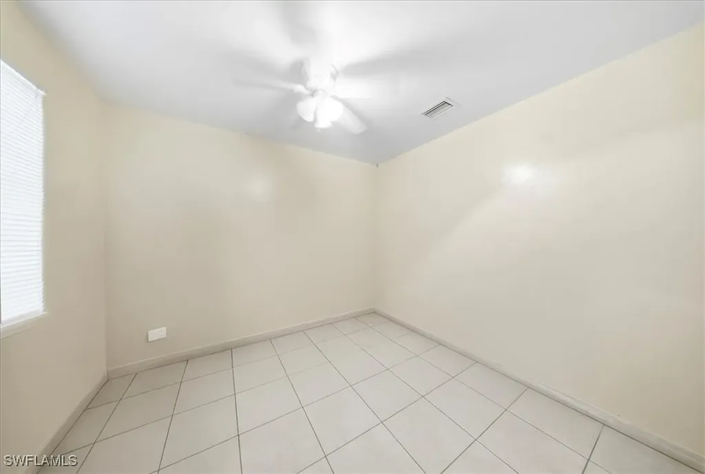 2463 Washington Avenue Naples FL 34112