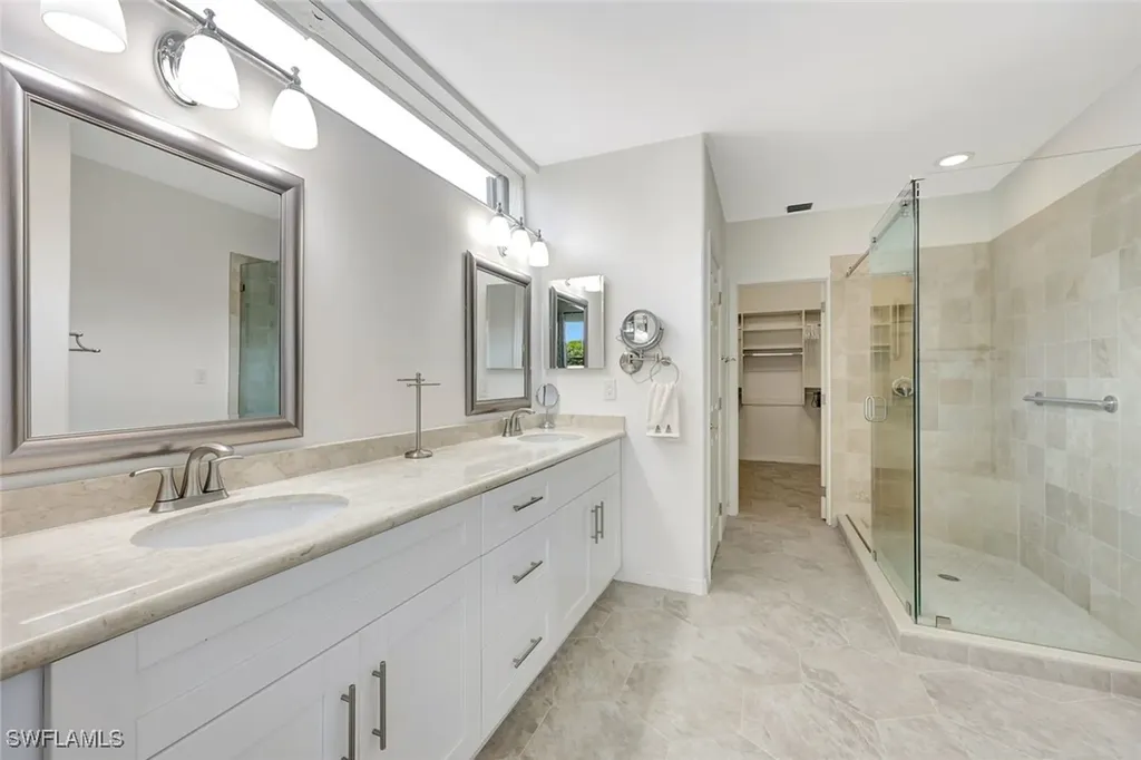 1745 Marsh Run Naples FL 34109
