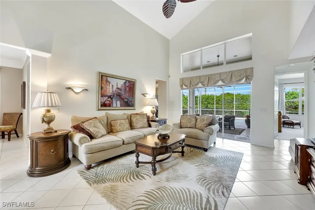 1745 Marsh Run Naples FL 34109